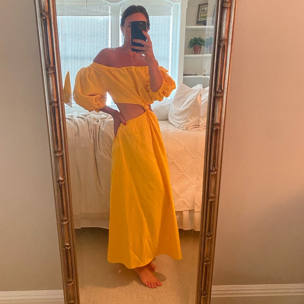 FARM Rio maxi midi cut out yellow dress - Picture 3 of 5